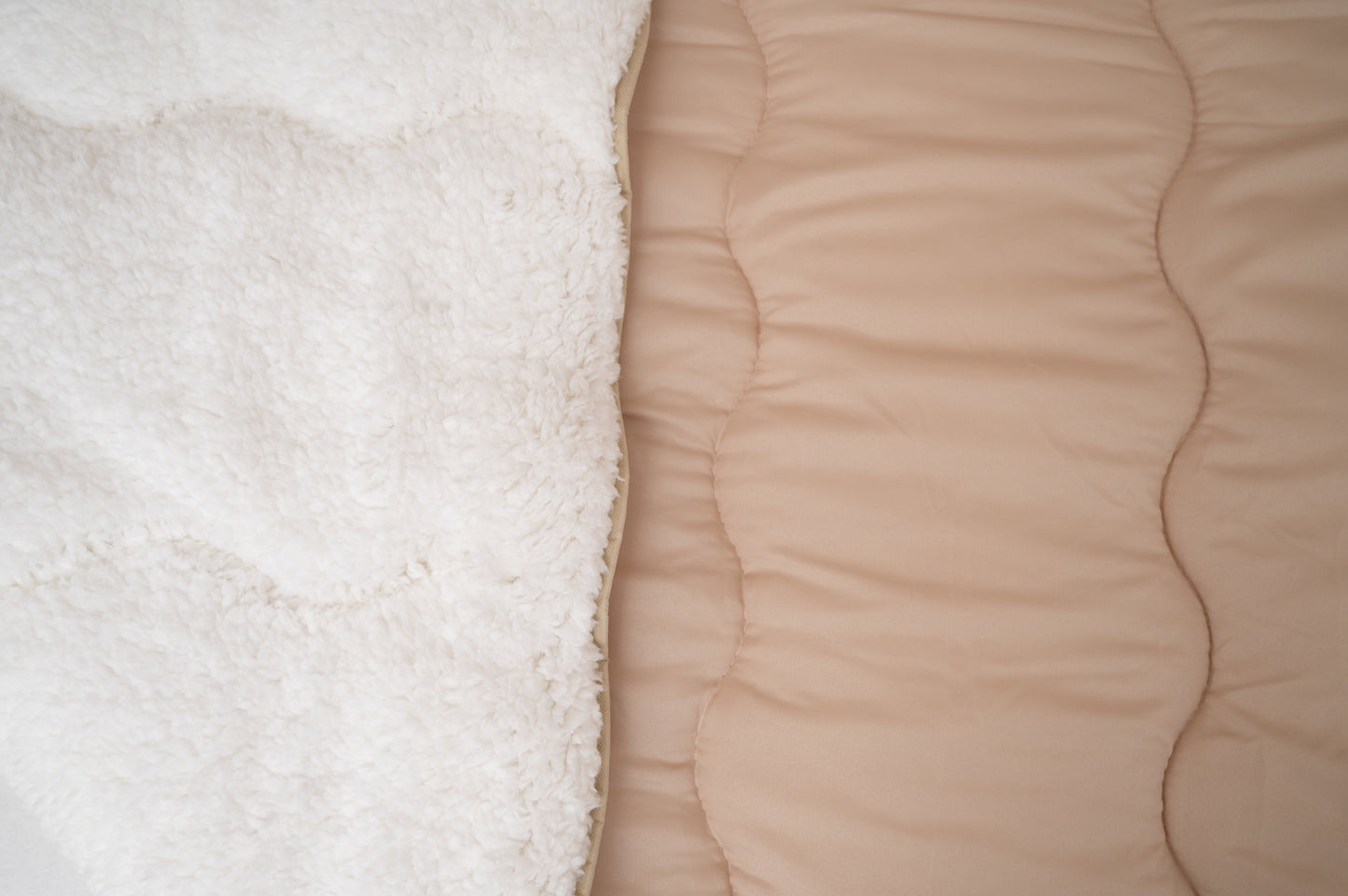 Single jorgan s krznom, roze boja