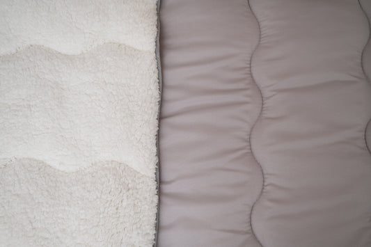 Single jorgan s krznom, siva boja